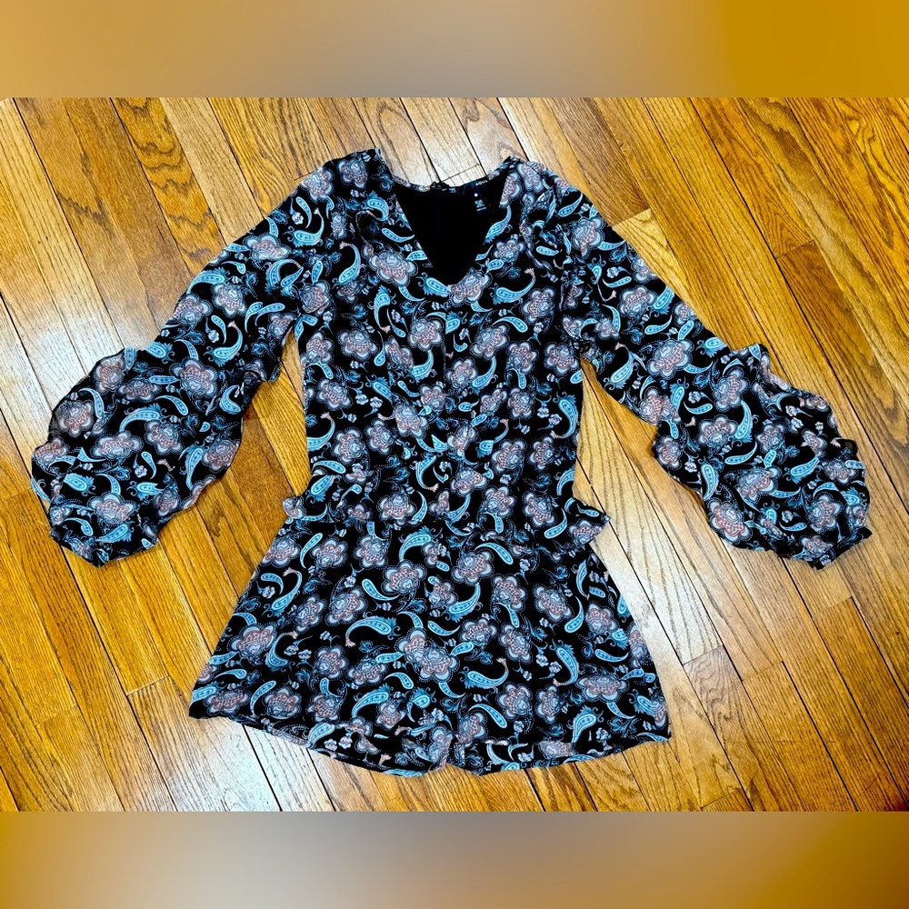 AQUA Paisley Boho Long Sleeve Romper Women’s size XS Black Blue ruffles